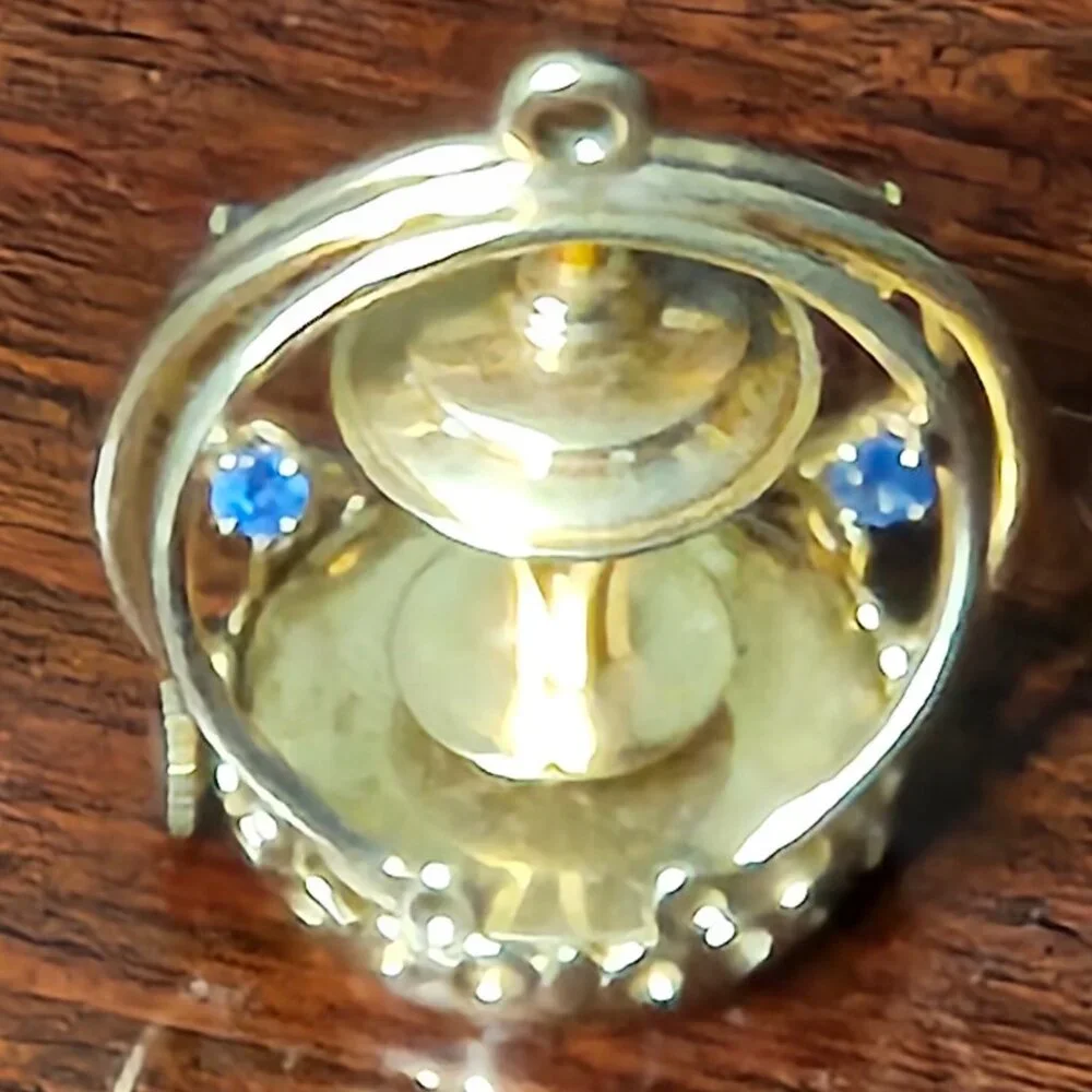 VINTAGE DANKNER 3D MECHANICAL SEATTLE SPACE NEEDLE 14K CHARM PENDANT NECKLACE